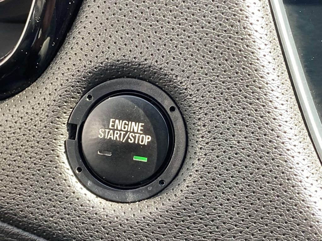 Used 2019 Cadillac XT5 Luxury w/ Sport Package image 29