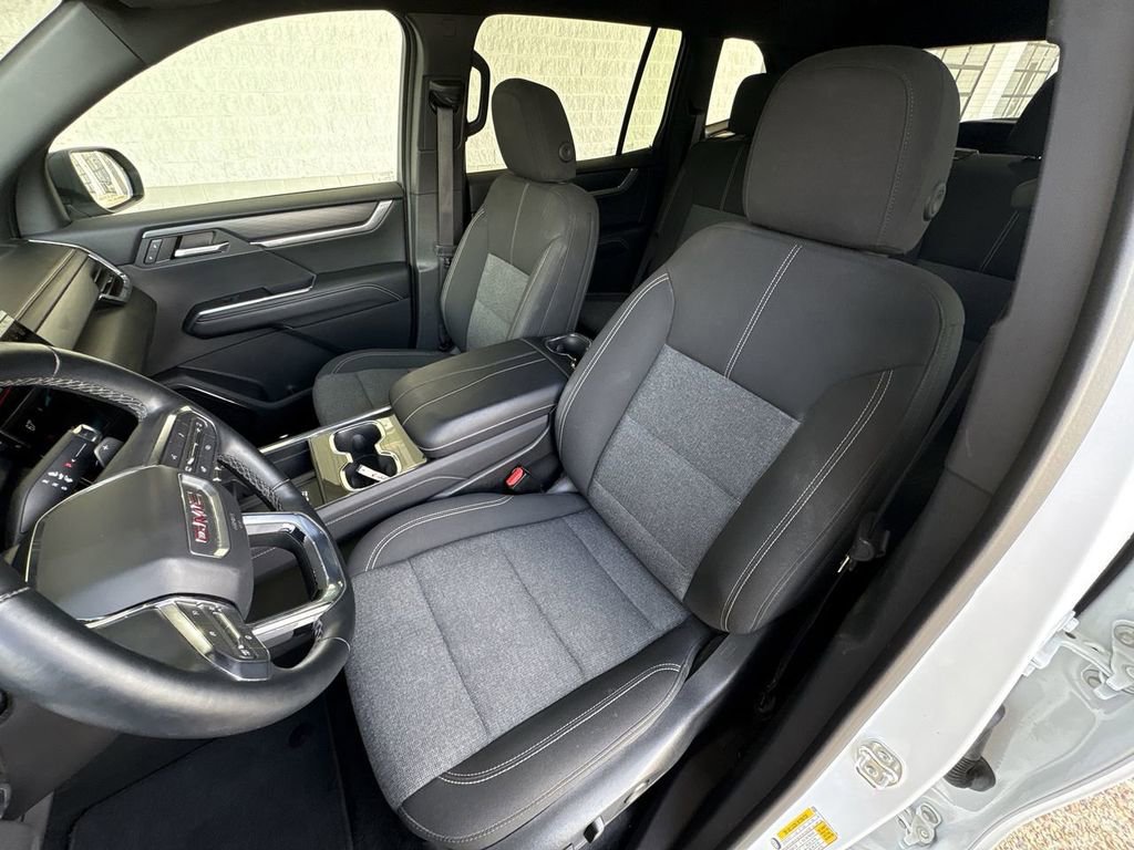 Certified 2025 GMC Acadia Elevation image 19