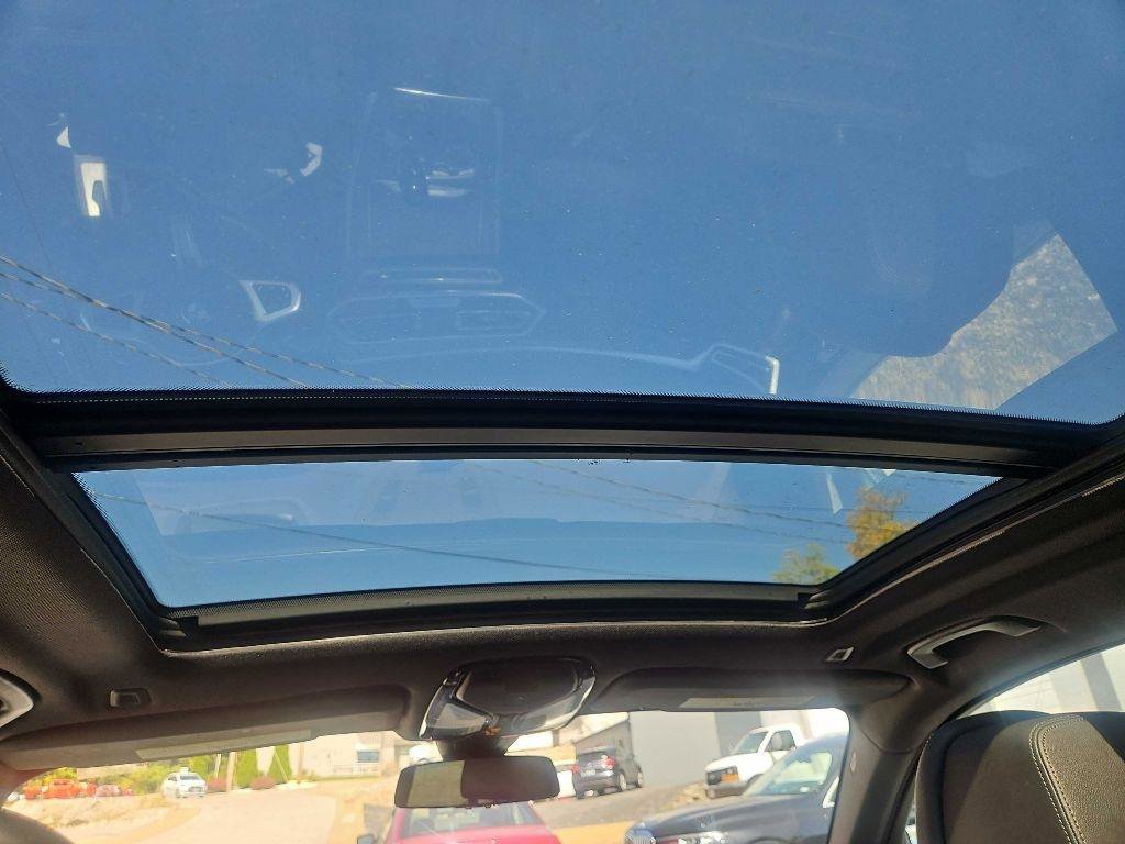 Used 2022 BMW X5 xDrive40i w/ M Sport Package image 24