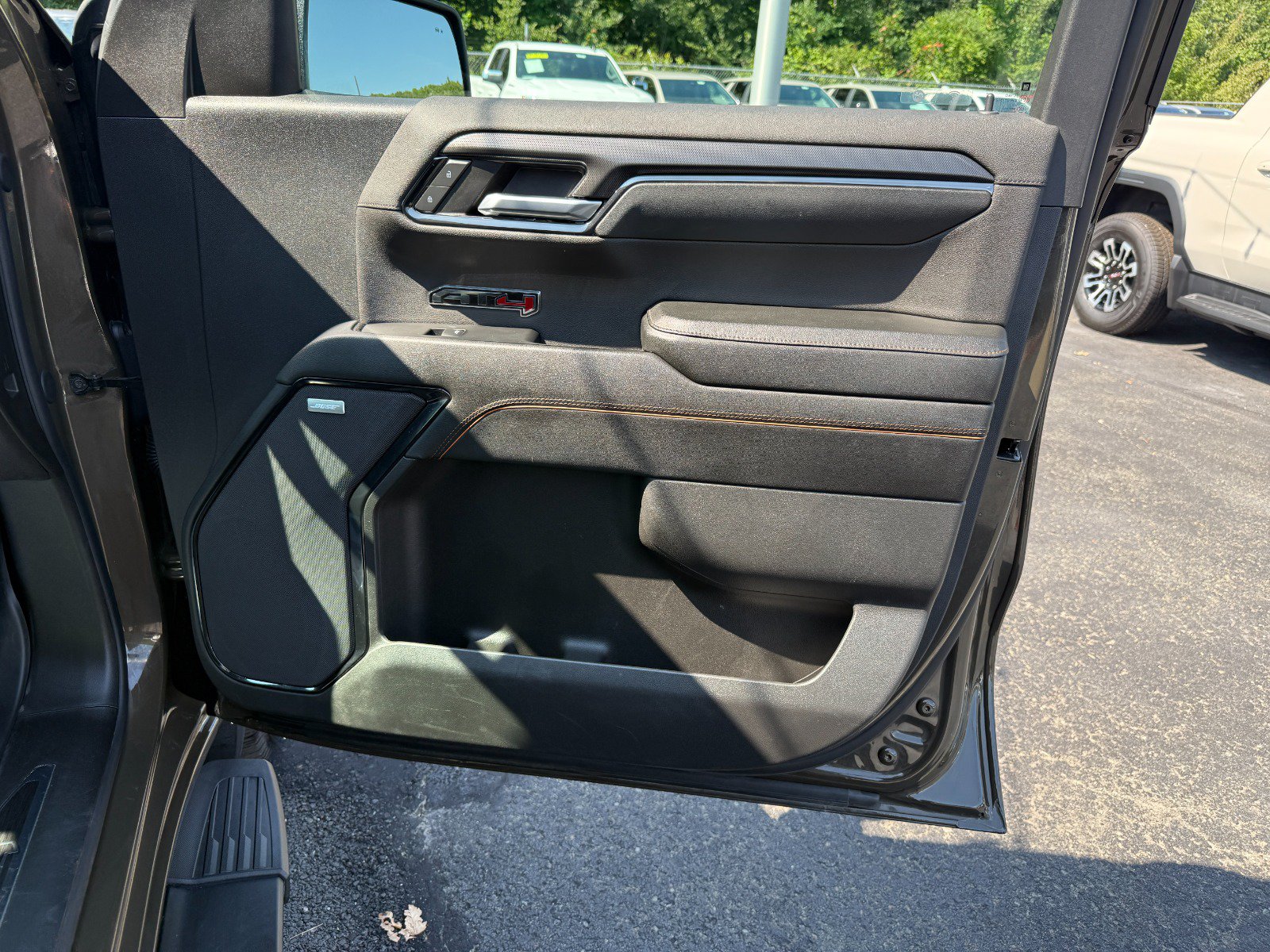 Certified 2024 GMC Sierra 1500 AT4 w/ AT4 Preferred Package AWD/4WD image 24