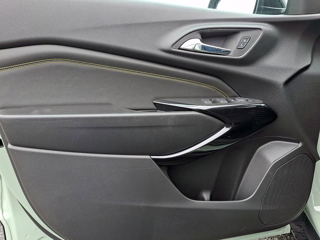 New 2026 Chevrolet Trax ACTIV image 8