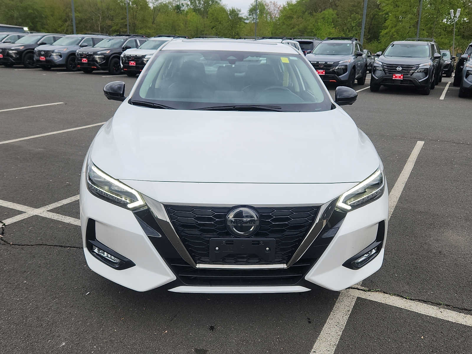 Certified 2023 Nissan Sentra SR w/ SR Premium Package FWD image 2
