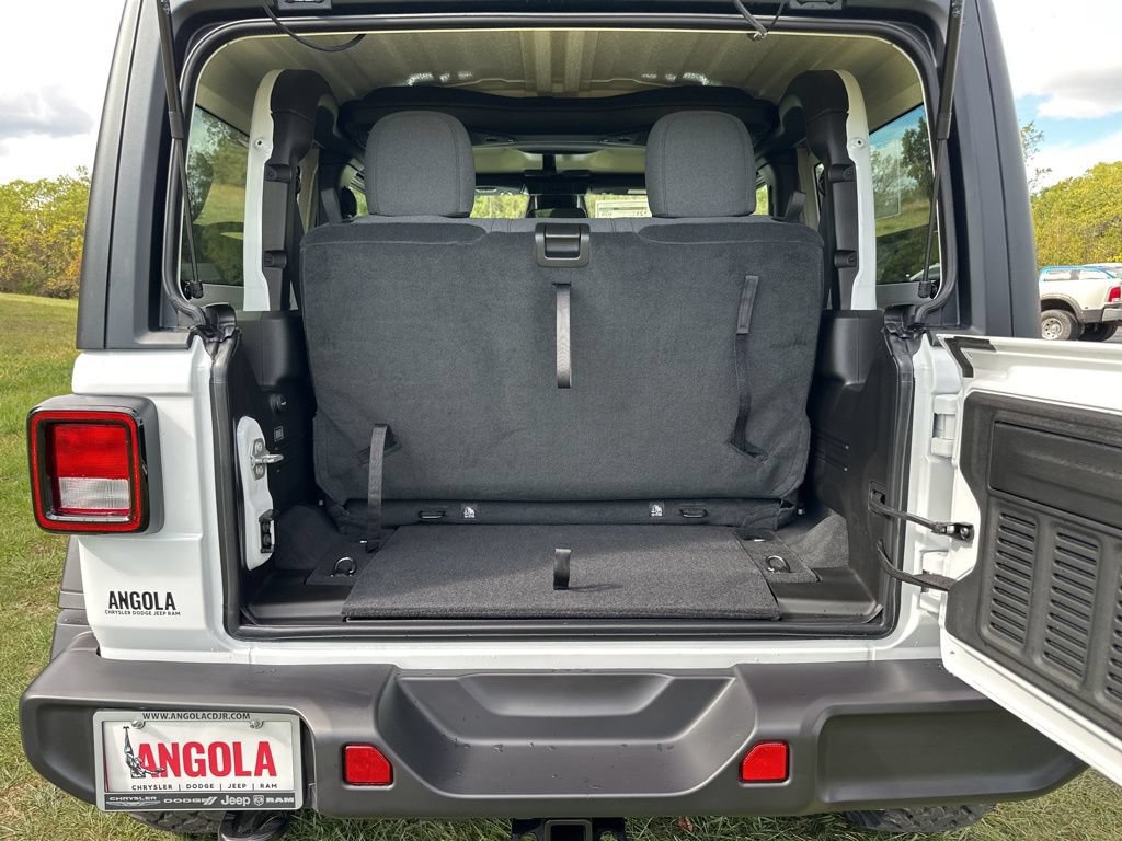 New 2026 Jeep Wrangler Sport AWD/4WD image 8