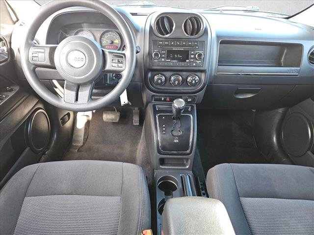 Used 2017 Jeep Patriot Sport w/ Power Value Group image 10