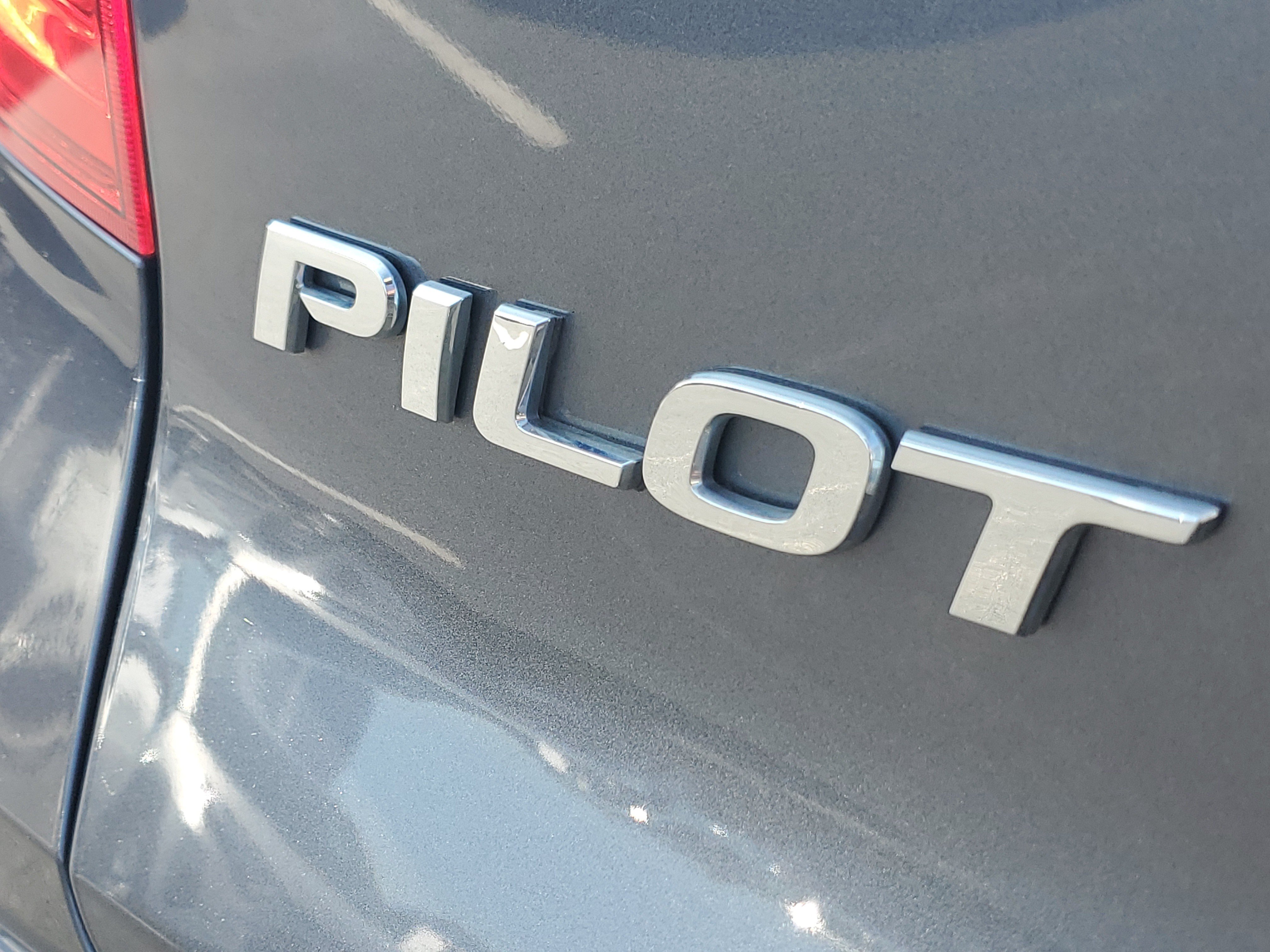 Used 2018 Honda Pilot EX-L image 8