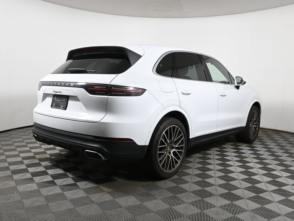Used 2023 Porsche Cayenne AWD/4WD image 11