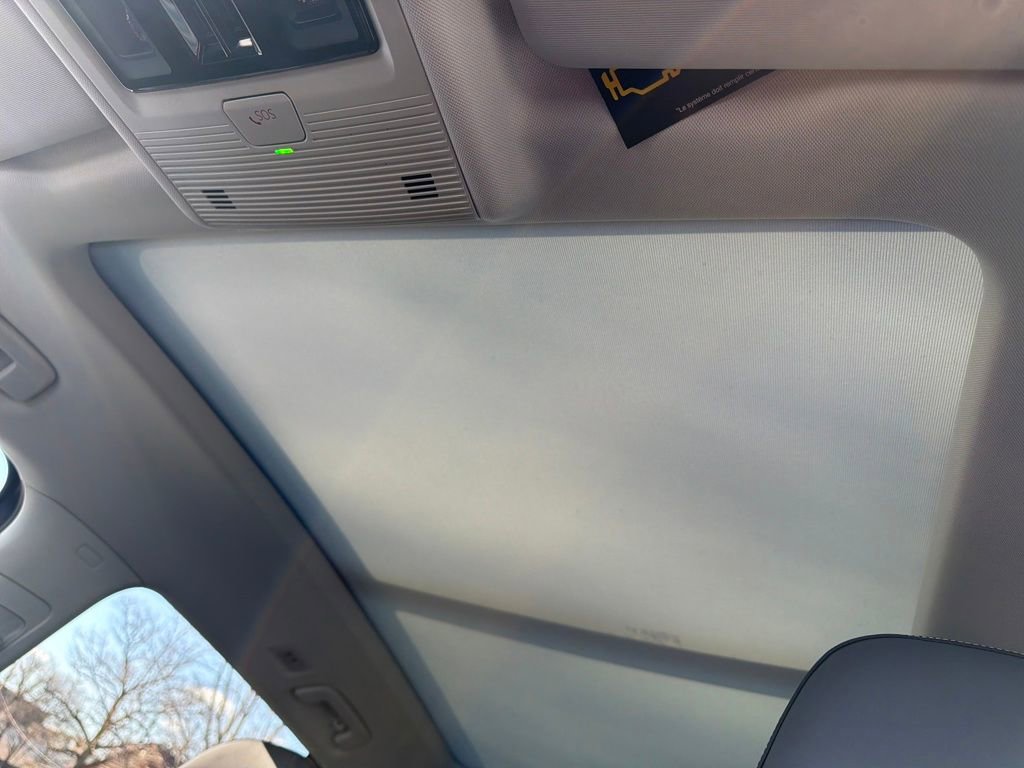 New 2026 Volkswagen Tiguan SE image 21