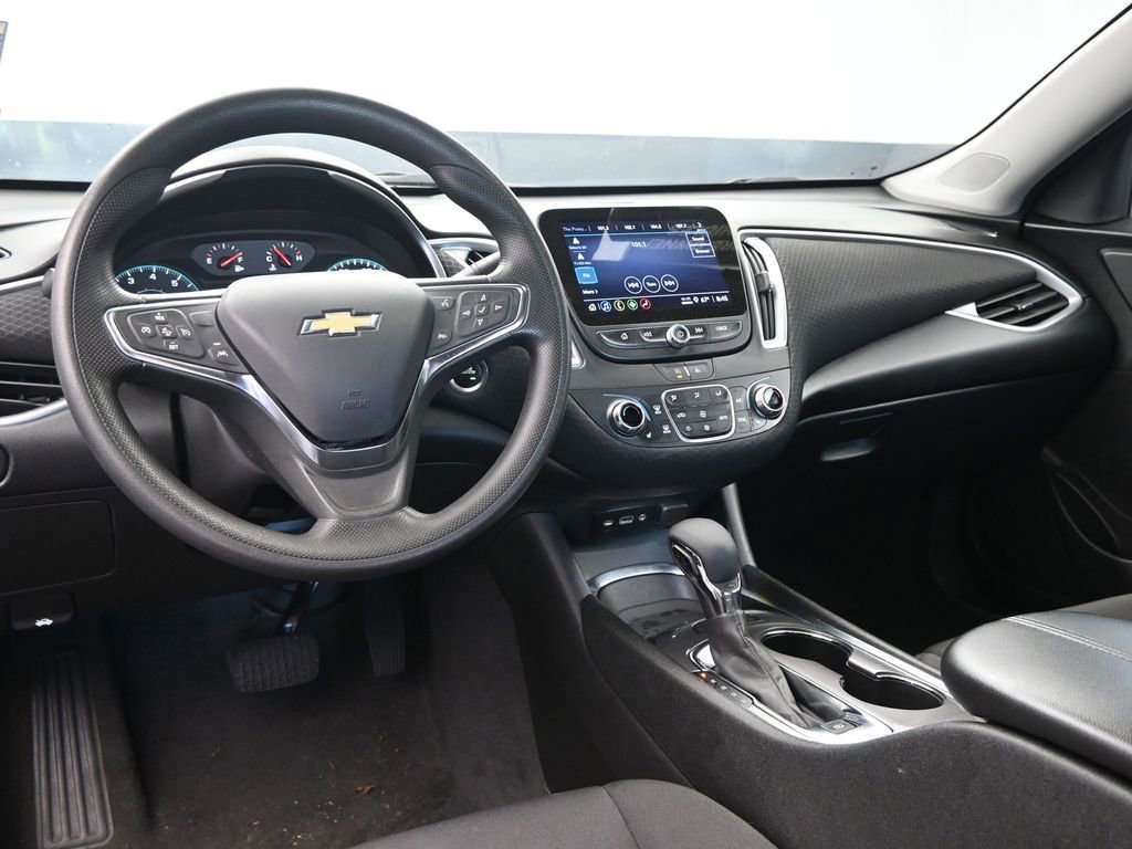 Used 2024 Chevrolet Malibu LT image 24