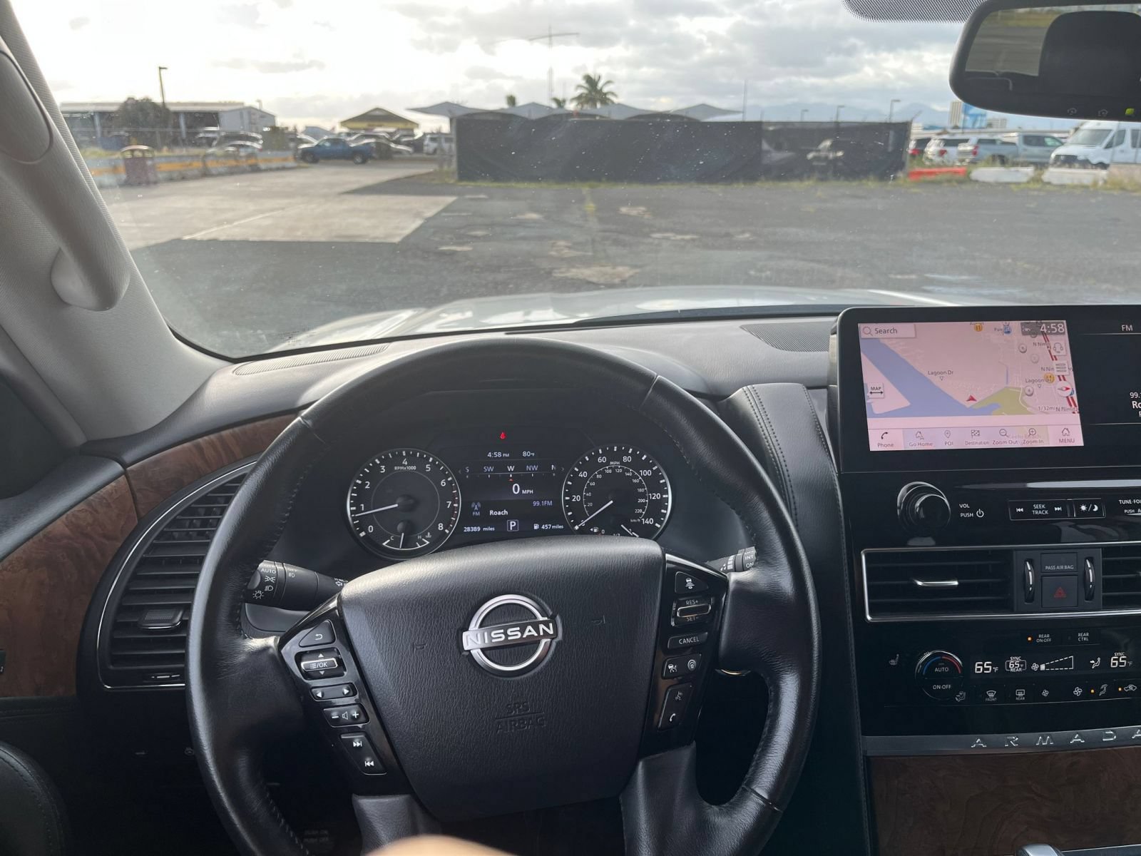 Used 2024 Nissan Armada SL RWD image 28