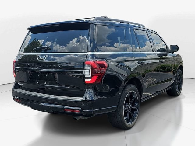 Used 2023 Ford Expedition Limited AWD/4WD image 4