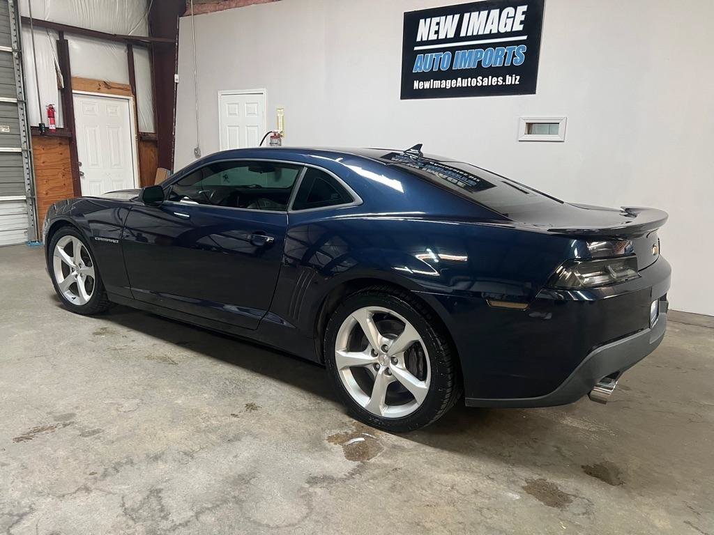 Used 2015 Chevrolet Camaro SS w/ RS Package RWD image 9