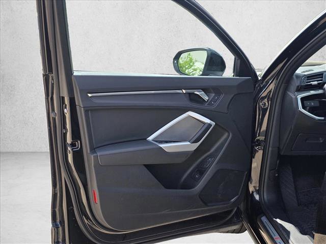 Certified 2025 Audi Q3 2.0T Premium w/ Convenience Package AWD/4WD image 12