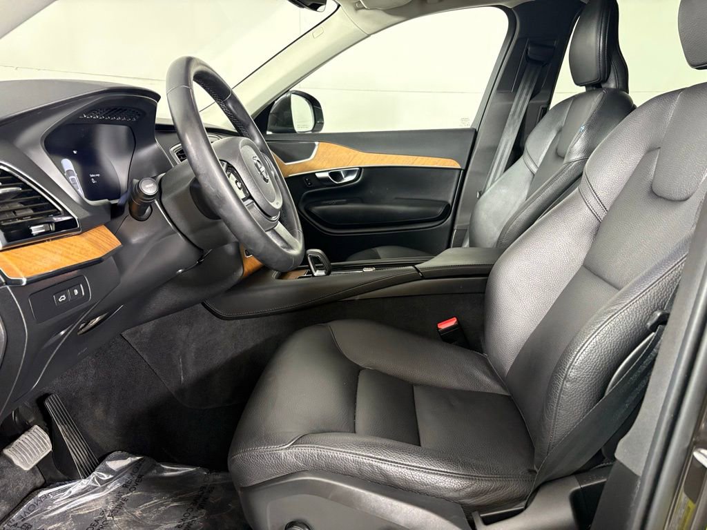 Used 2023 Volvo XC90 T8 Plus image 21