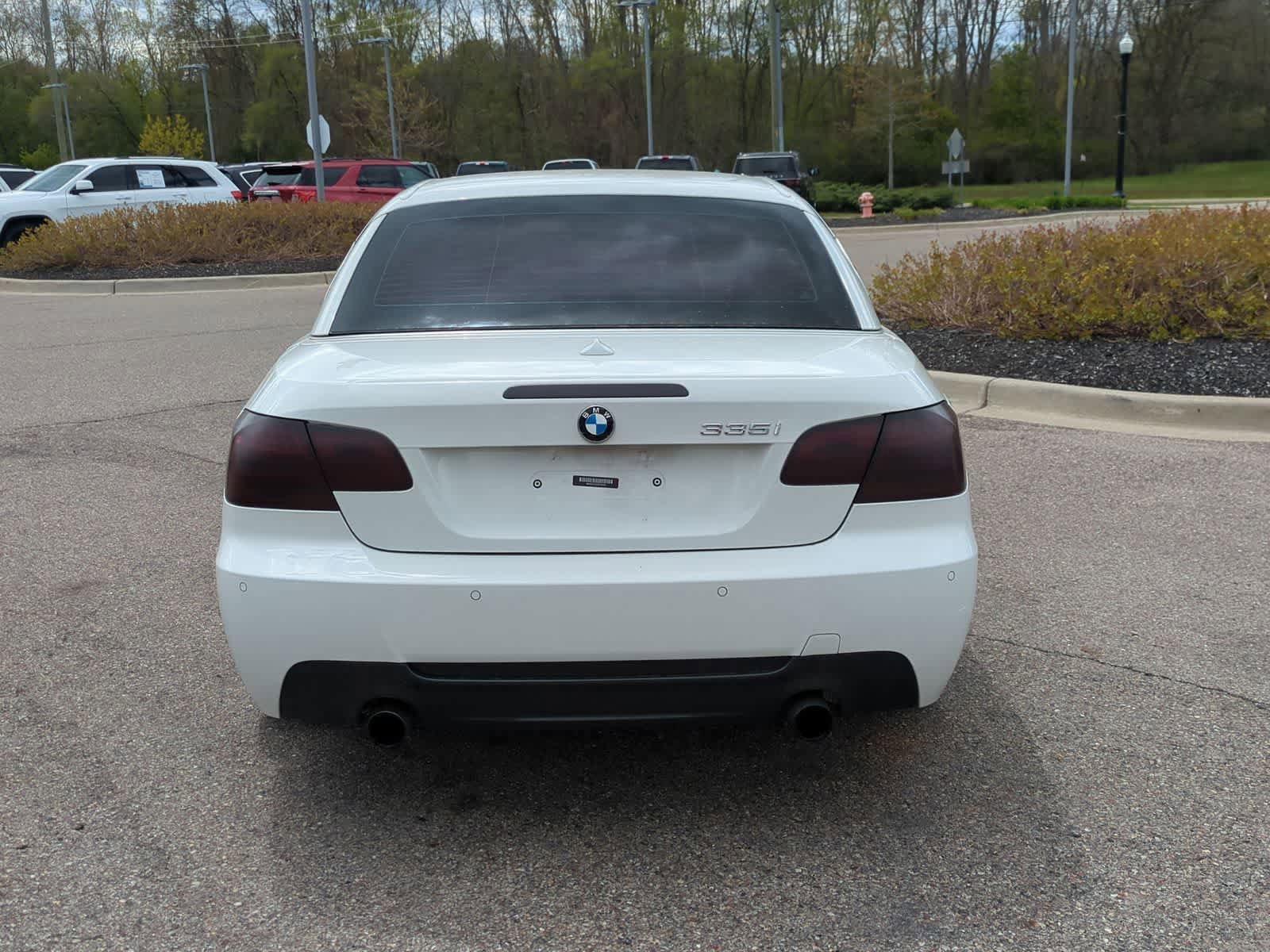 Used 2012 BMW 335i Convertible RWD image 7