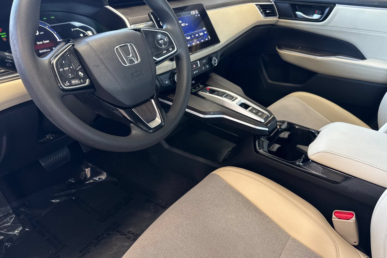 Certified 2019 Honda Clarity Plug-In Hybrid image 10