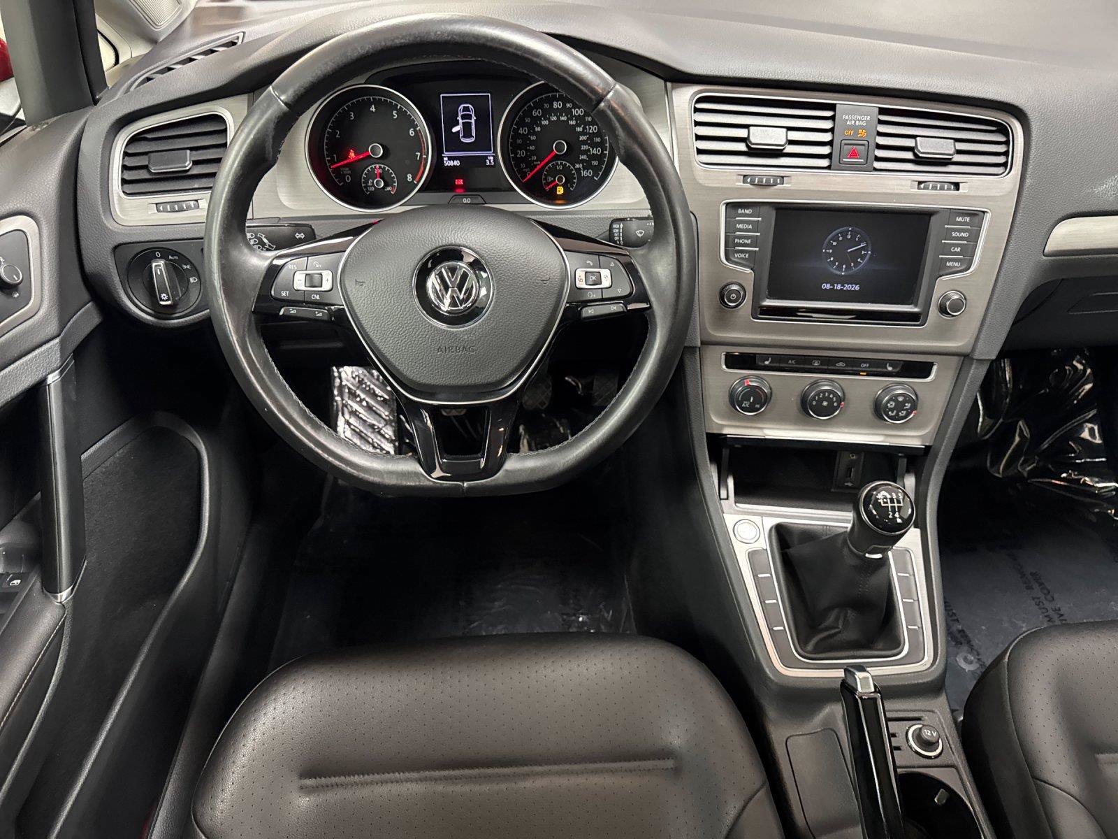 Used 2017 Volkswagen Golf S FWD image 13
