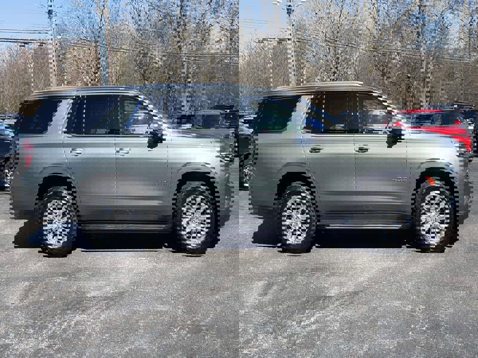 Used 2024 Chevrolet Tahoe Premier image 2