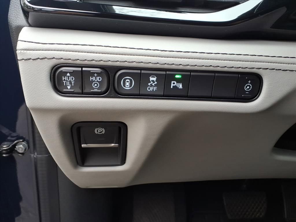 Used 2023 Acura MDX SH-AWD w/ Advance Package image 19