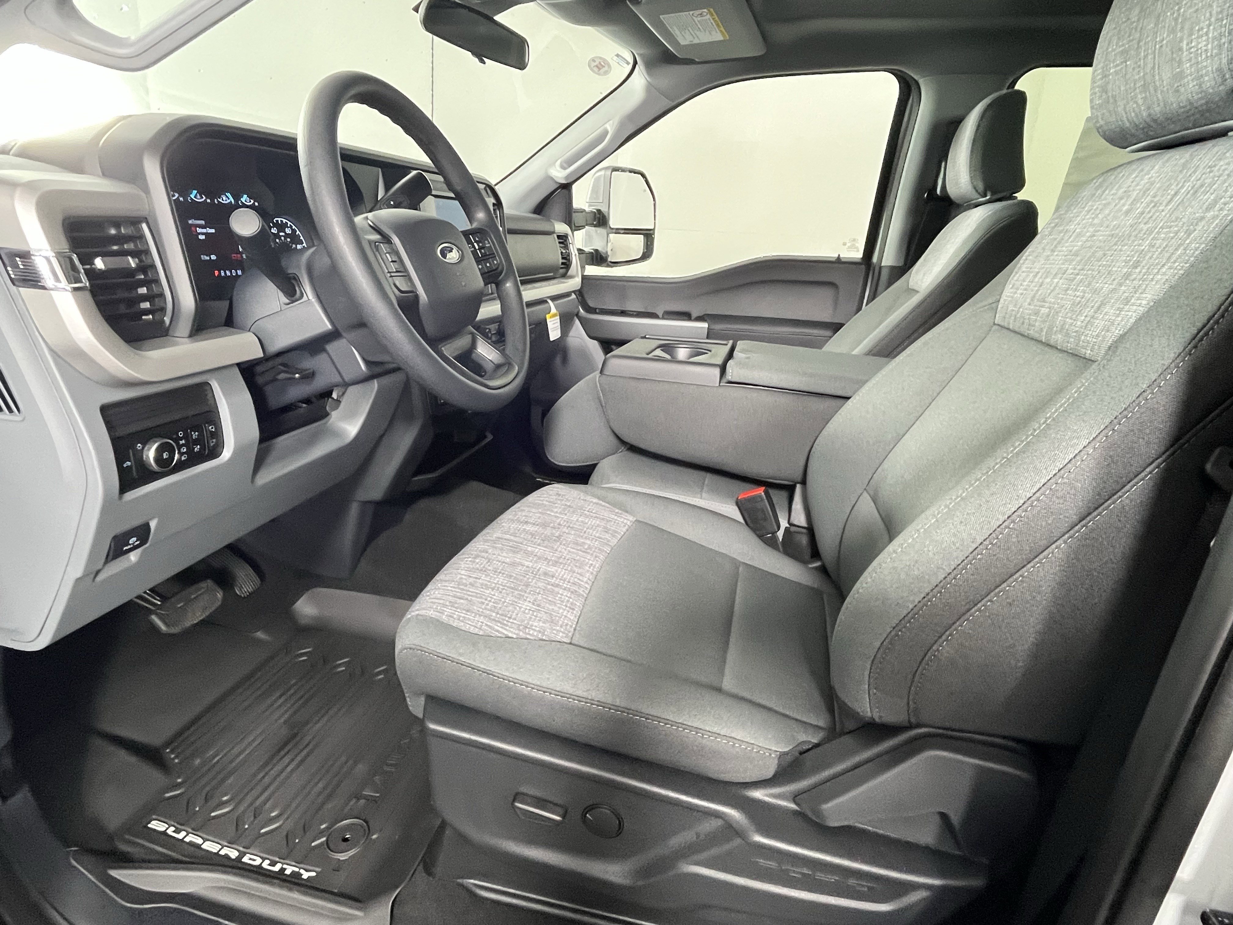 New 2026 Ford F250 XLT w/ Tremor Off-Road Package image 10