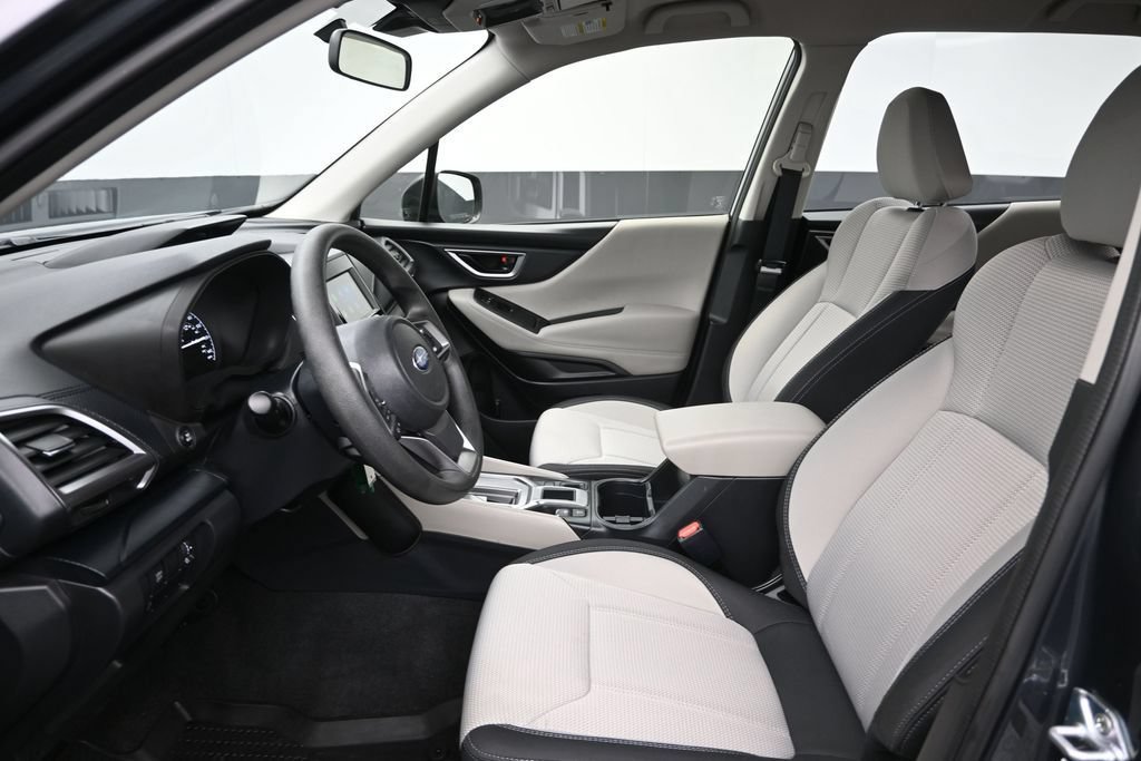 Used 2023 Subaru Forester AWD/4WD image 19