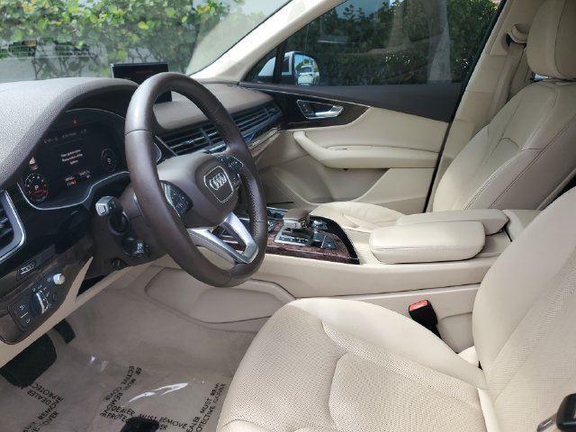 Used 2019 Audi Q7 3.0T Prestige w/ Prestige Package AWD/4WD image 22