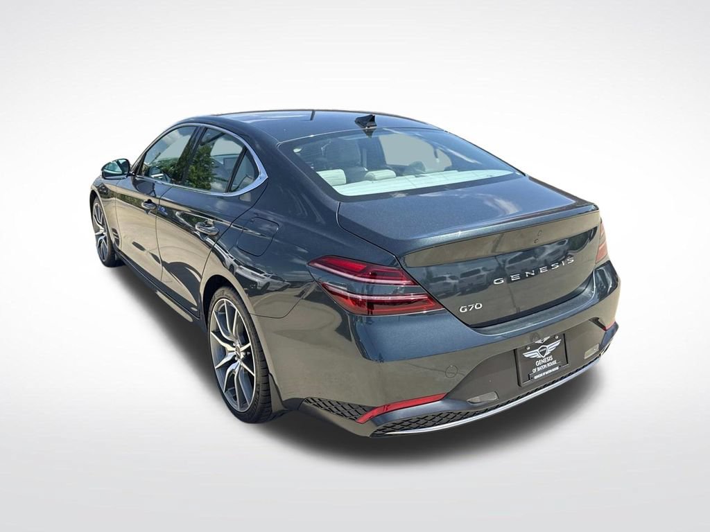 Used 2023 Genesis G70 2.0T RWD image 7
