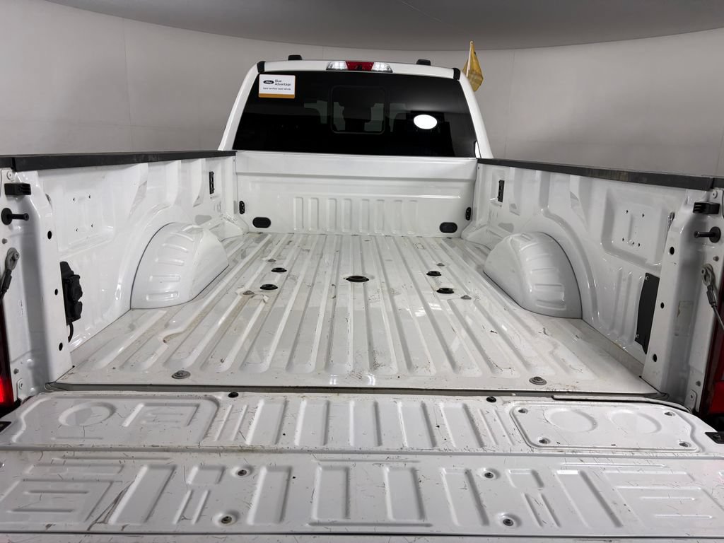 Used 2026 Ford F450 Platinum w/ FX4 Off-Road Package AWD/4WD image 33
