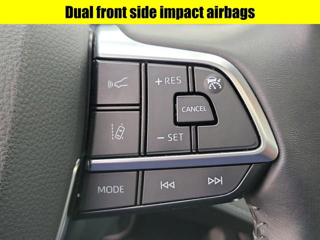 Used 2021 Toyota Highlander XLE image 24