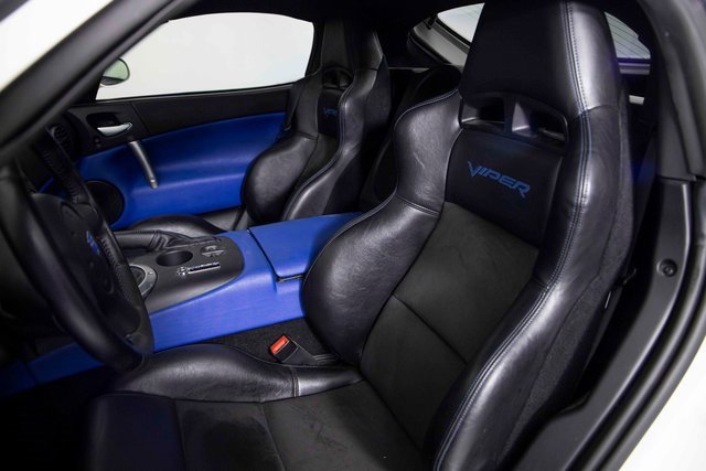 Used 2006 Dodge Viper SRT-10 w/ VOI9 Edition image 16