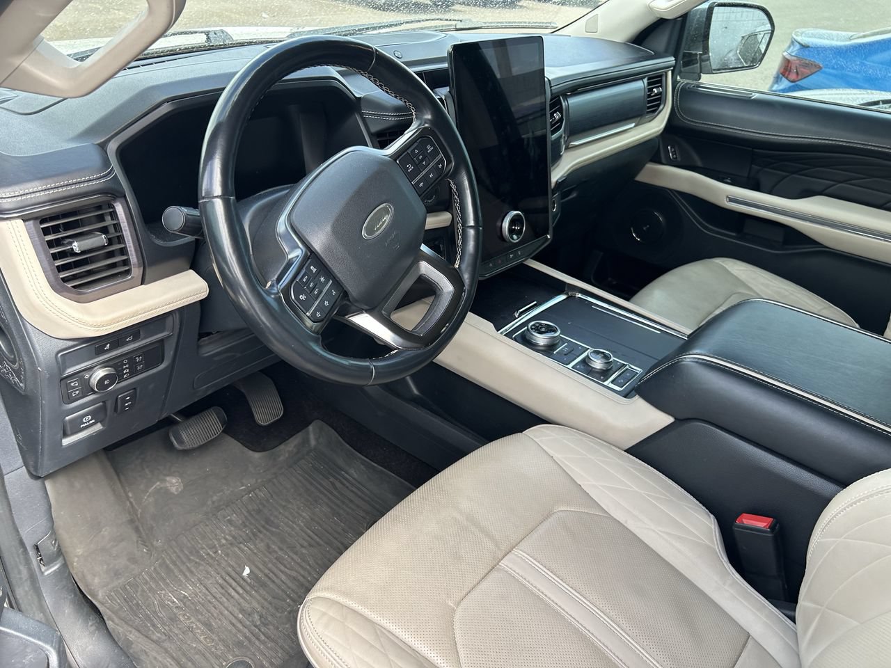 Used 2022 Ford Expedition Max Platinum AWD/4WD image 12