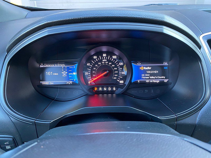 Certified 2022 Ford Edge ST w/ Equipment Group 401A image 17