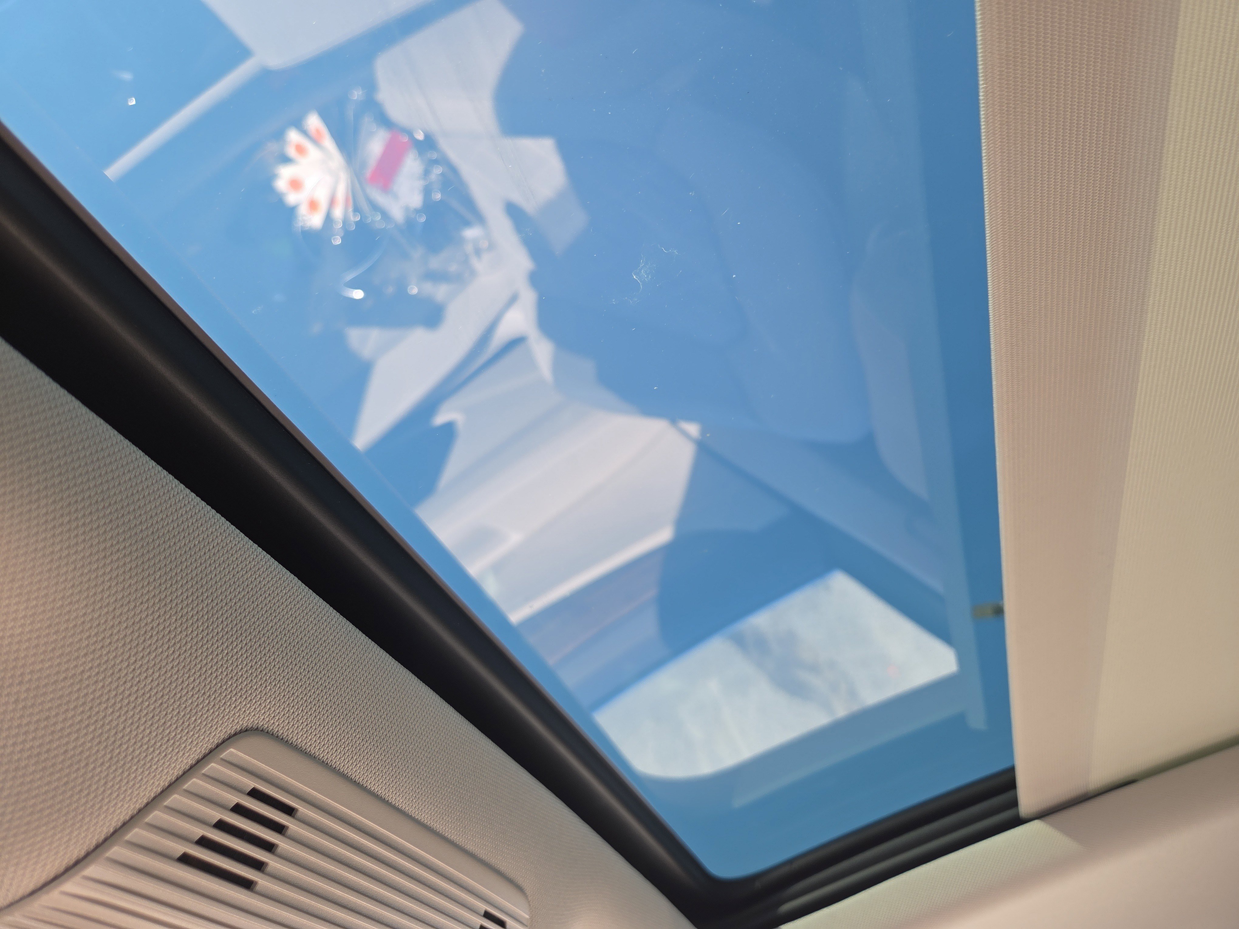 New 2026 Volkswagen Atlas SEL Premium R-Line image 13