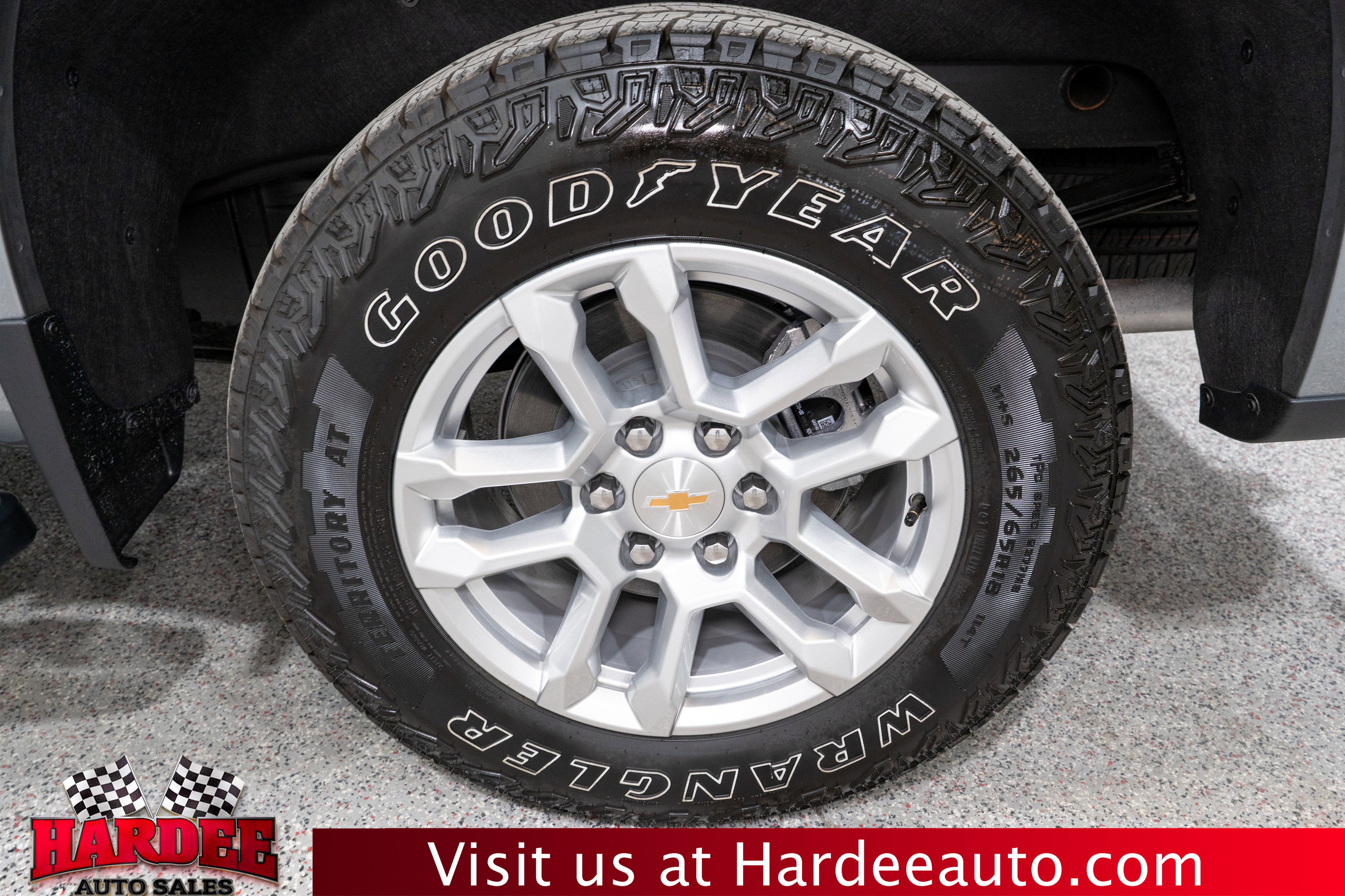 Used 2026 Chevrolet Silverado 1500 LT w/ Z71 Off-Road Package AWD/4WD image 10