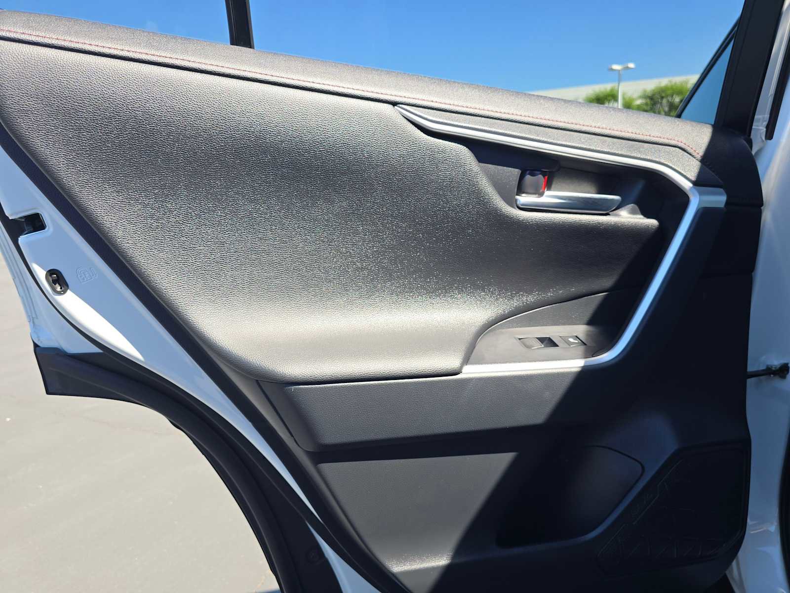 Used 2023 Toyota RAV4 XSE w/ Premium Package image 17