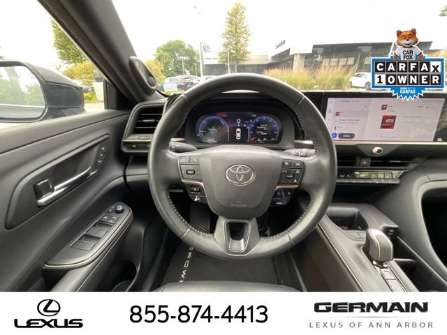 Used 2023 Toyota Crown AWD/4WD image 15