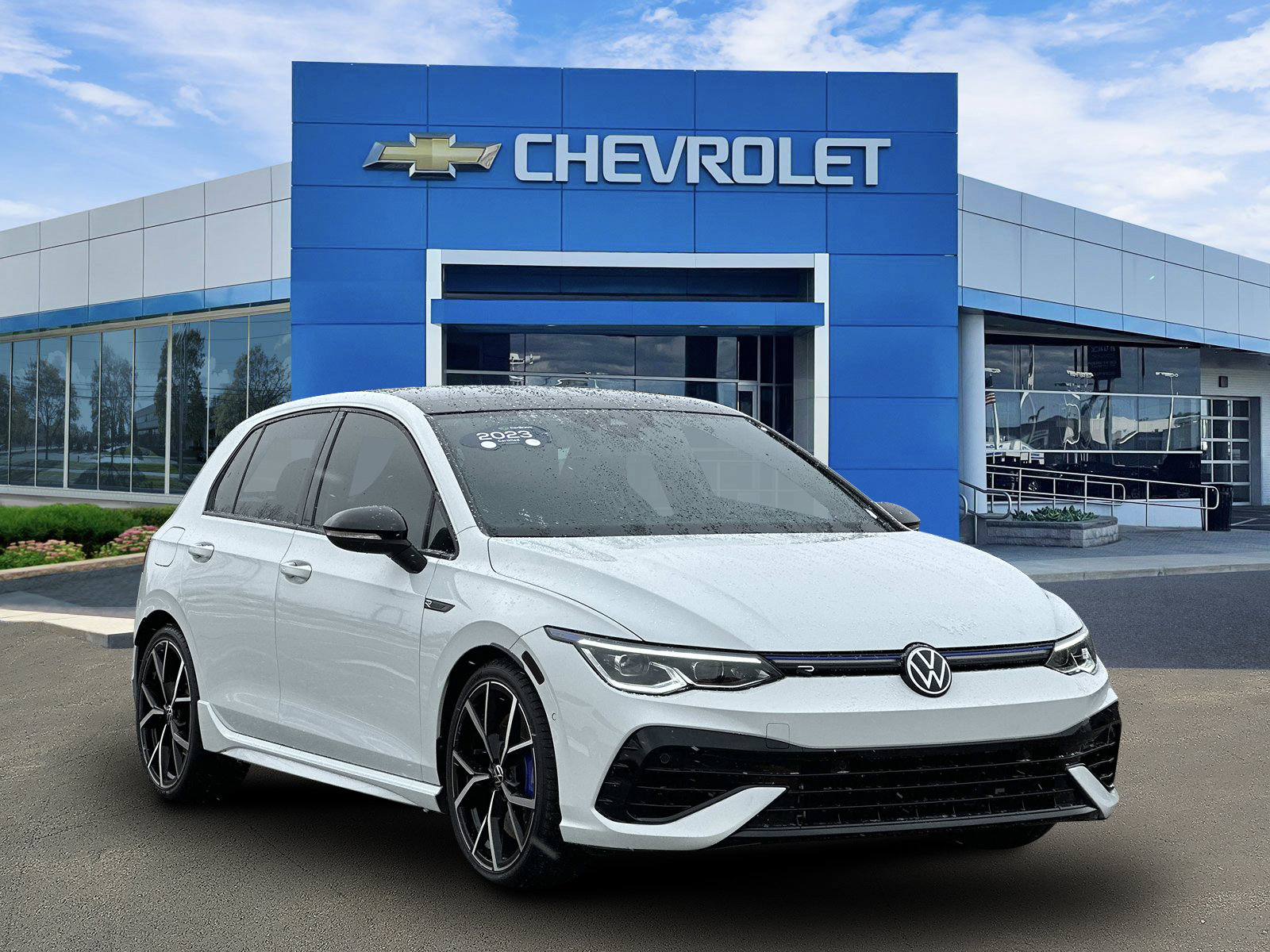 Used 2023 Volkswagen Golf R 2.0T DSG AWD image 6