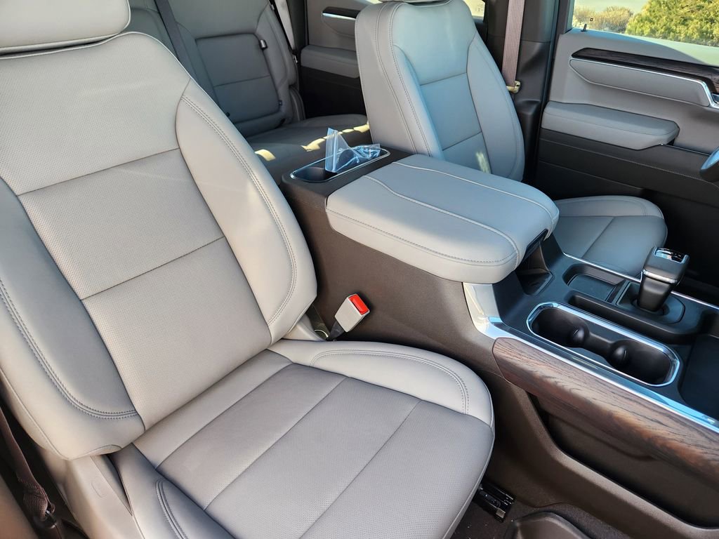New 2026 GMC Sierra 1500 SLT w/ SLT Premium Plus Package image 12