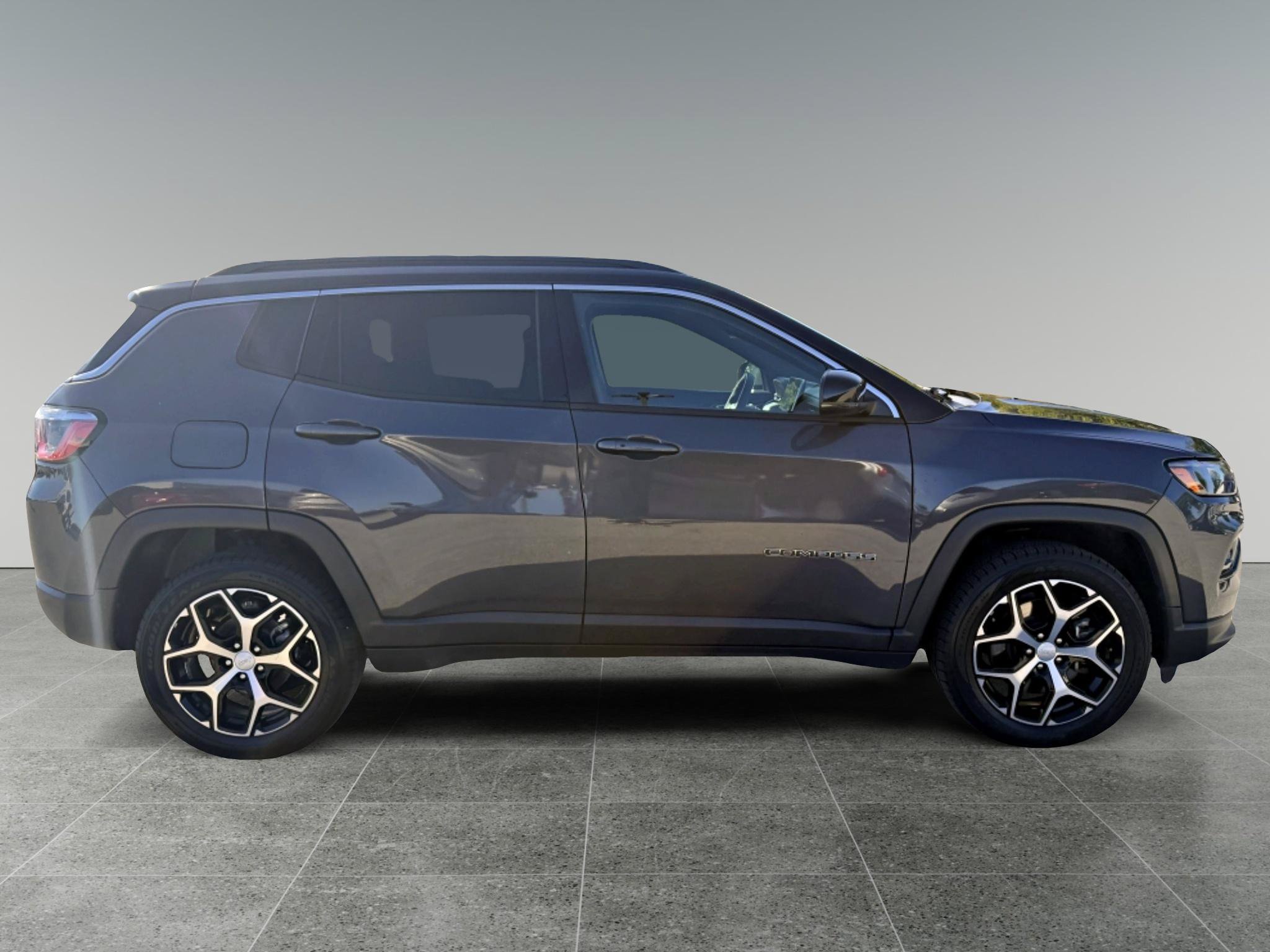 Used 2024 Jeep Compass Limited AWD/4WD image 7