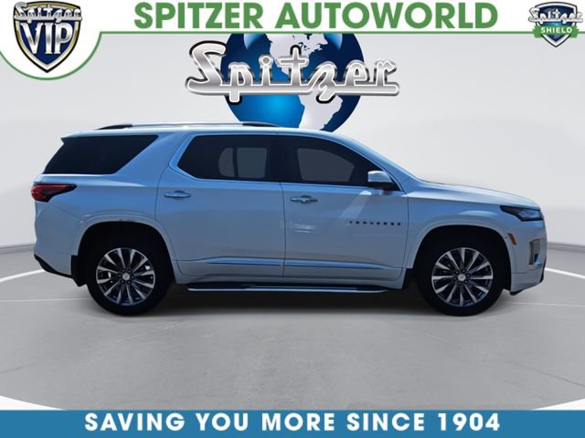 Used 2022 Chevrolet Traverse Premier FWD image 9