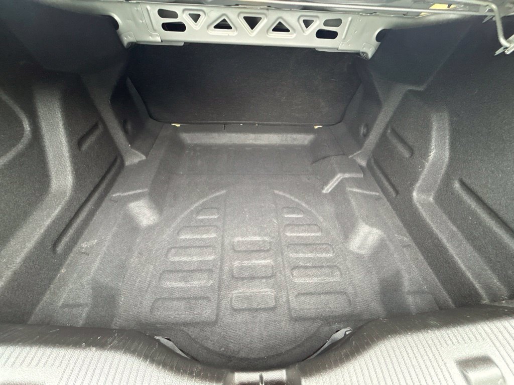 Used 2019 Chevrolet Cruze LS FWD image 23