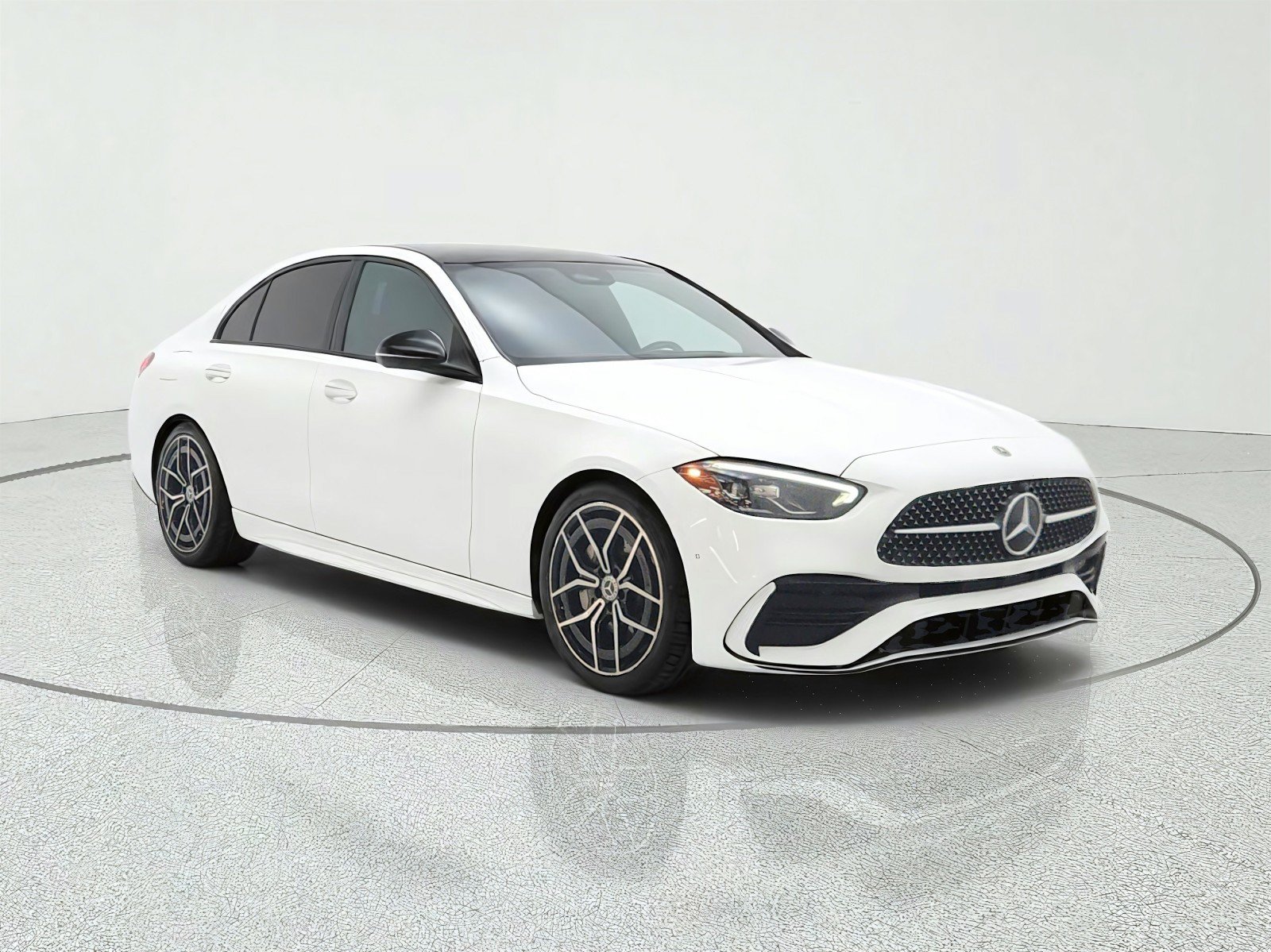 Used 2022 Mercedes-Benz C 300 Sedan image 3