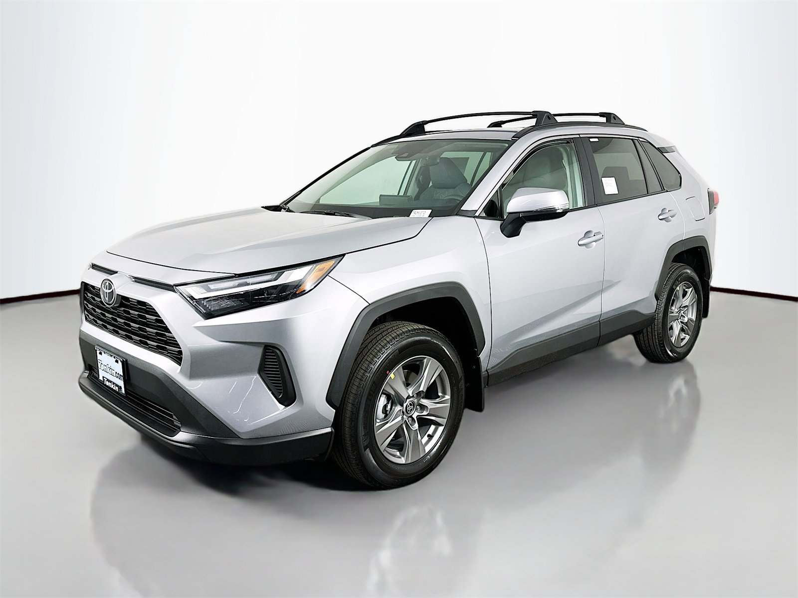 New 2025 Toyota RAV4 XLE image 3
