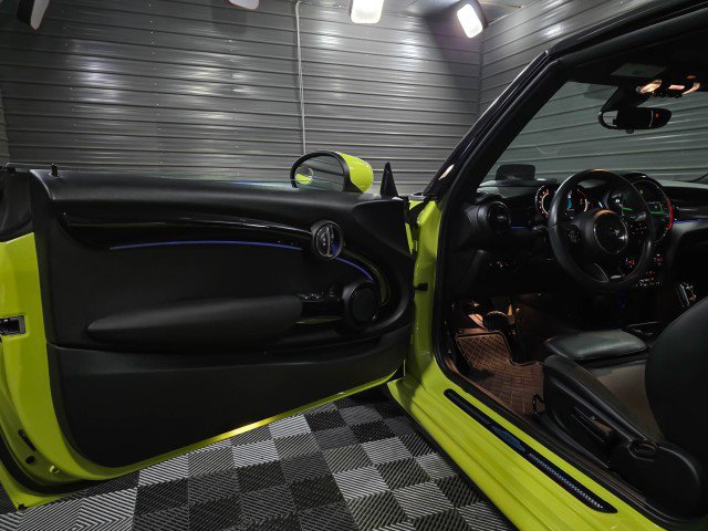 Used 2022 MINI Cooper John Cooper Works w/ Driver Assistance Package FWD image 32
