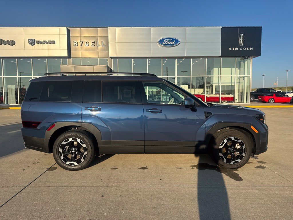 Used 2026 Hyundai Santa Fe SEL AWD/4WD image 2
