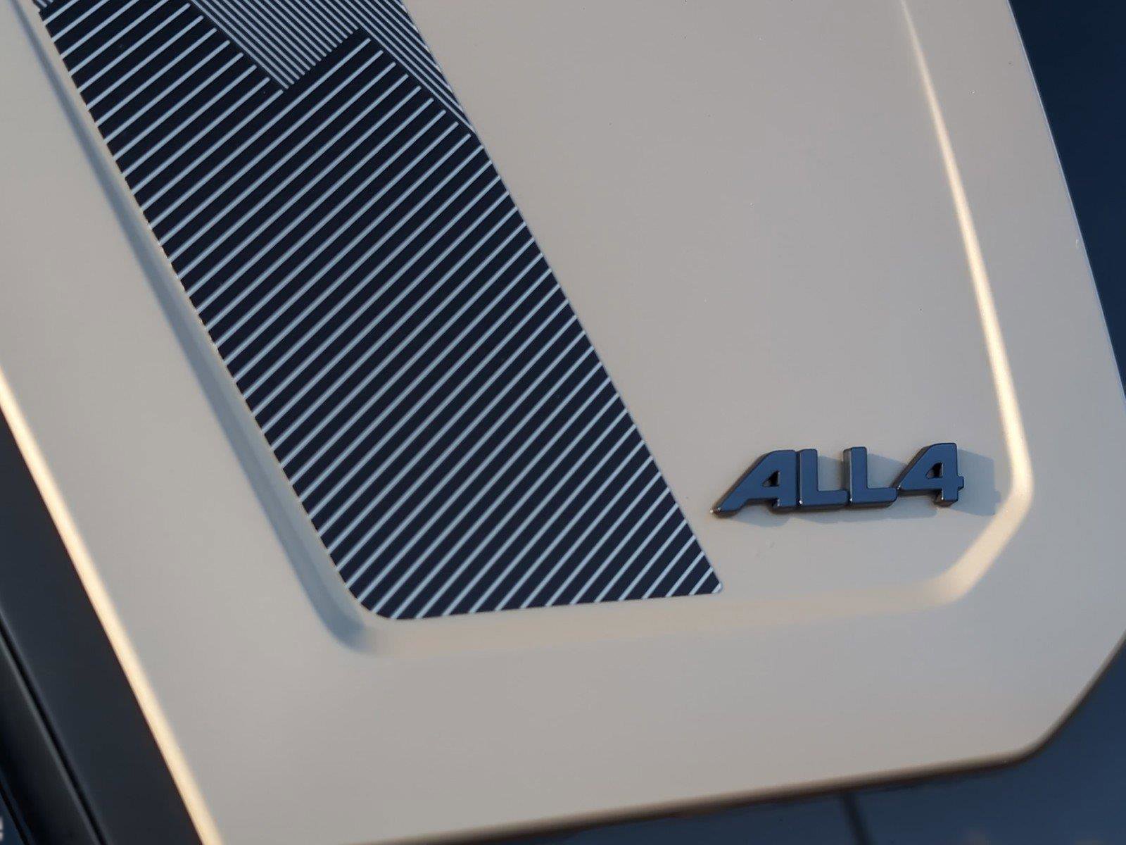 Used 2025 MINI Cooper Countryman S w/ Comfort Package Max image 29