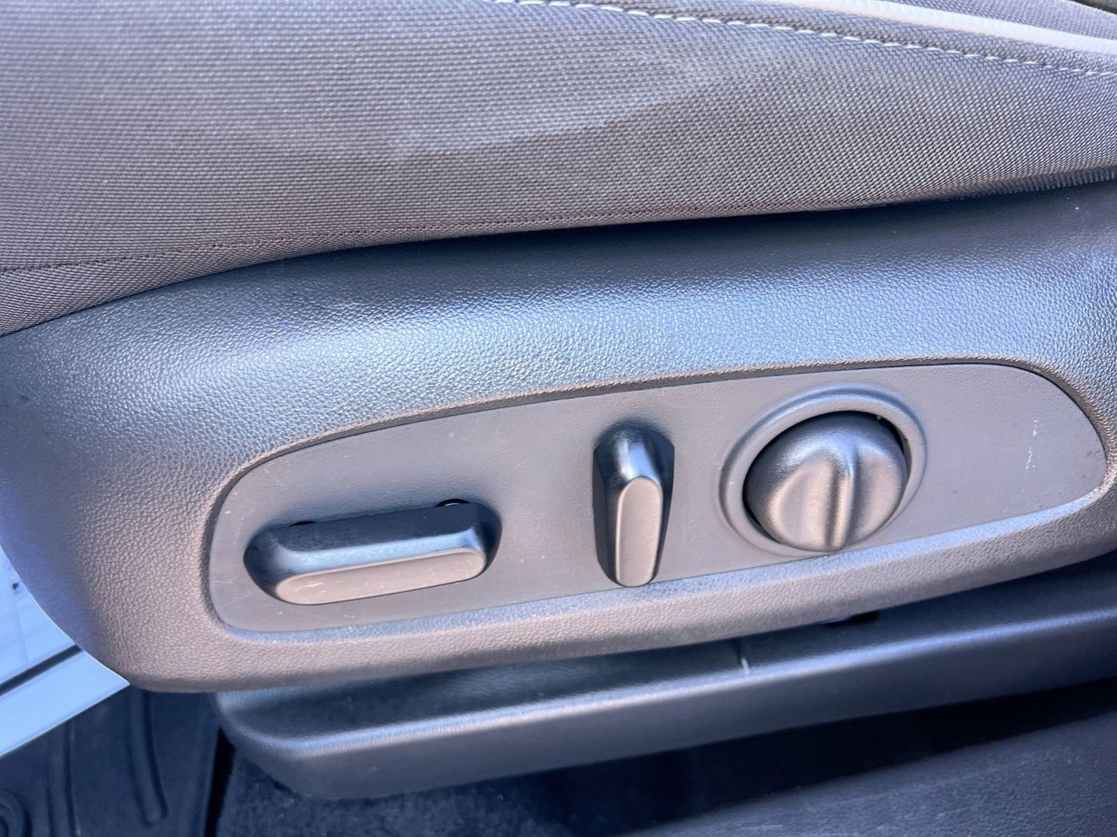 Used 2023 Chevrolet TrailBlazer LT w/ Convenience Package image 14