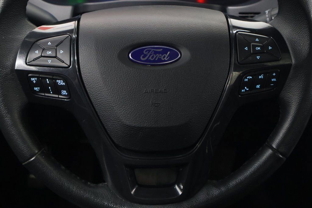 Used 2018 Ford Explorer XLT w/ Equipment Group 202A image 17