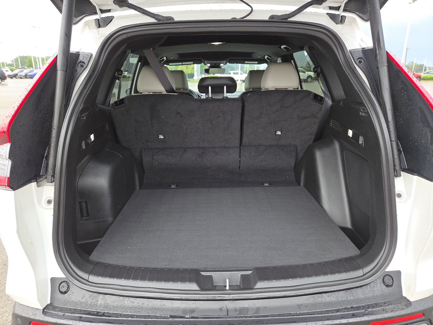 Used 2024 Honda CR-V Sport Touring image 19