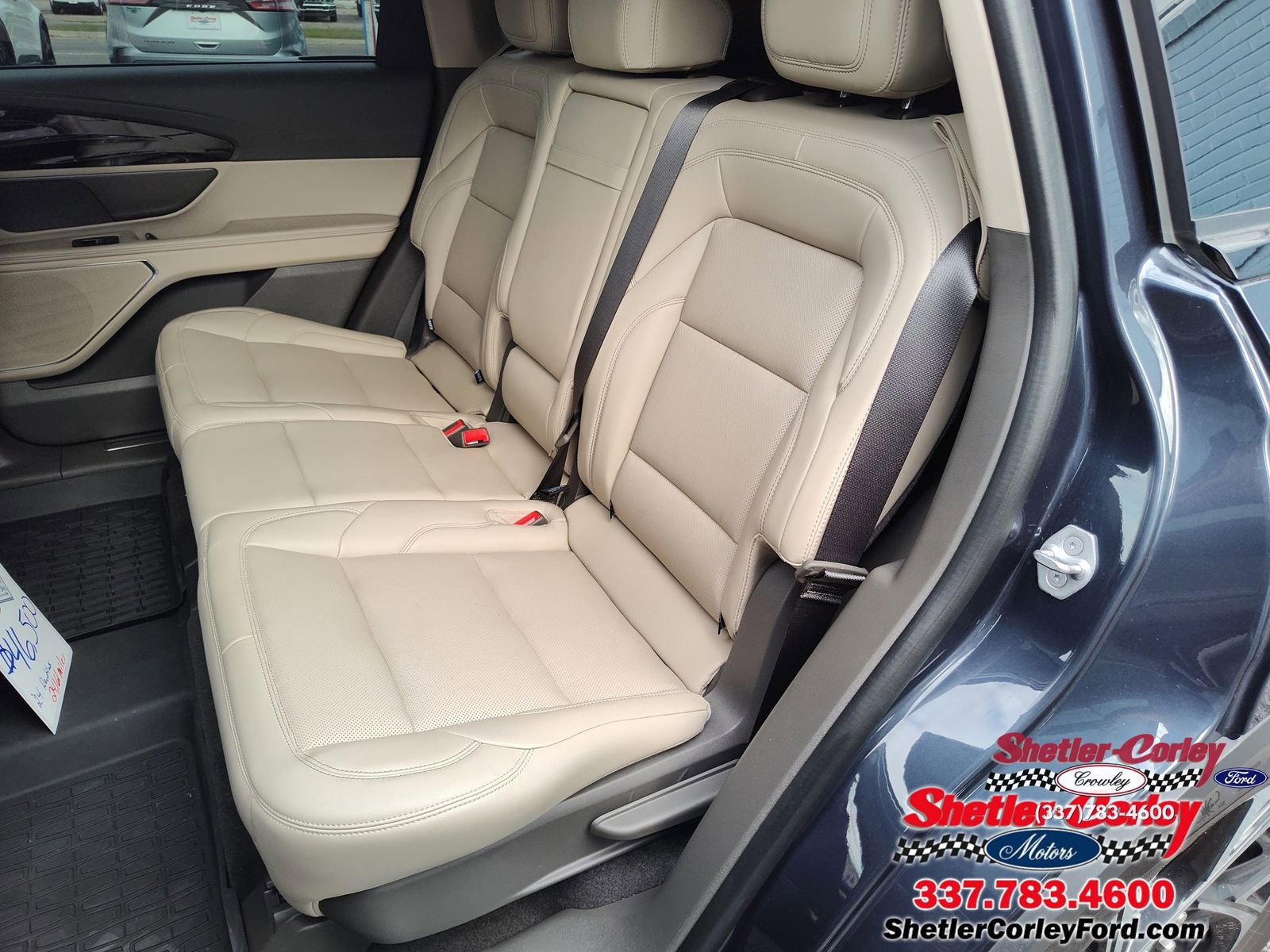 Used 2024 Lincoln Nautilus Premier image 29