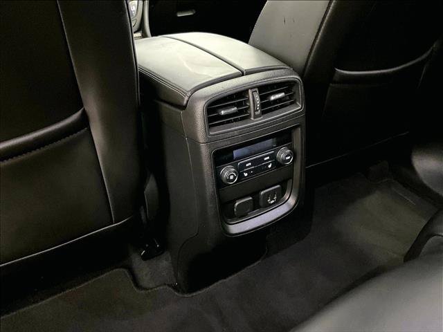 Used 2019 Buick Envision Essence FWD image 25